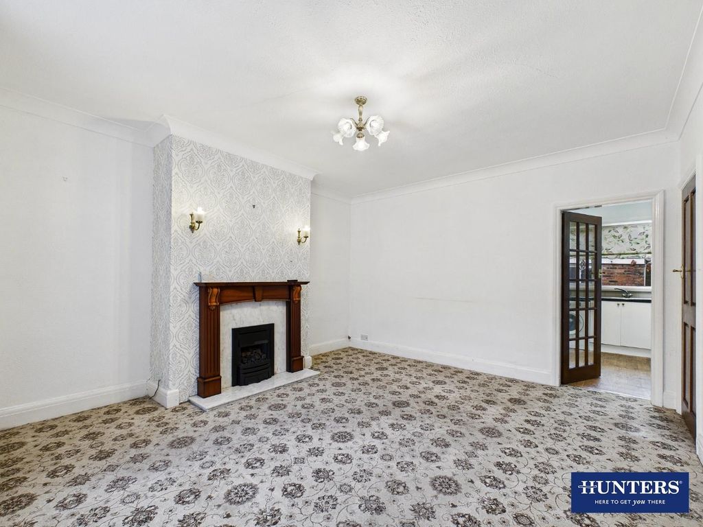 Property photo 3 of 15 Living Room