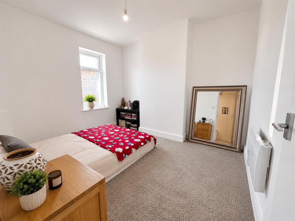 Property photo 3 of 6 087F017B-94F7-4C08-A6C6-9Edb36CD479C.Png