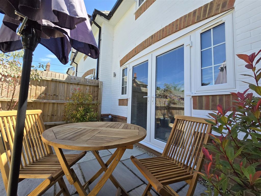 Property photo 3 of 17 Patio Bistro