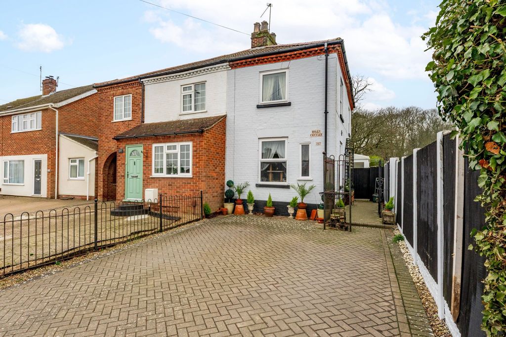 Property photo 3 of 19