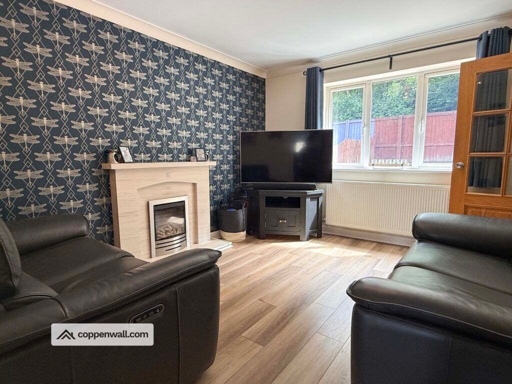 Property photo 2 of 29