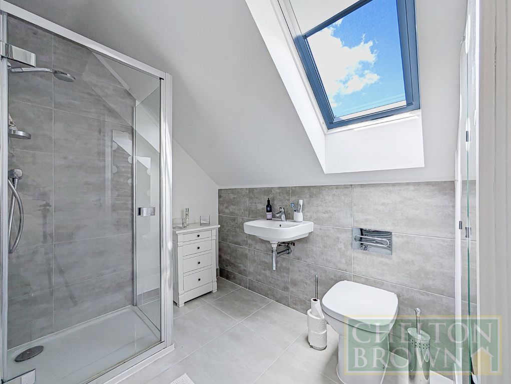 Property photo 3 of 49 En-Suite