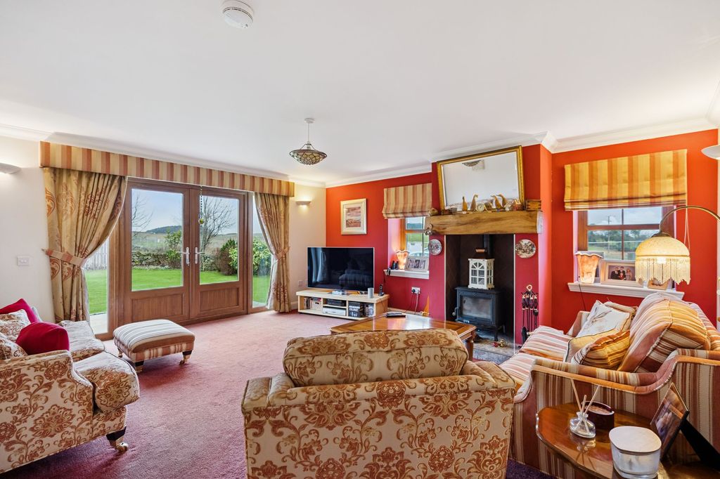 Property photo 3 of 24