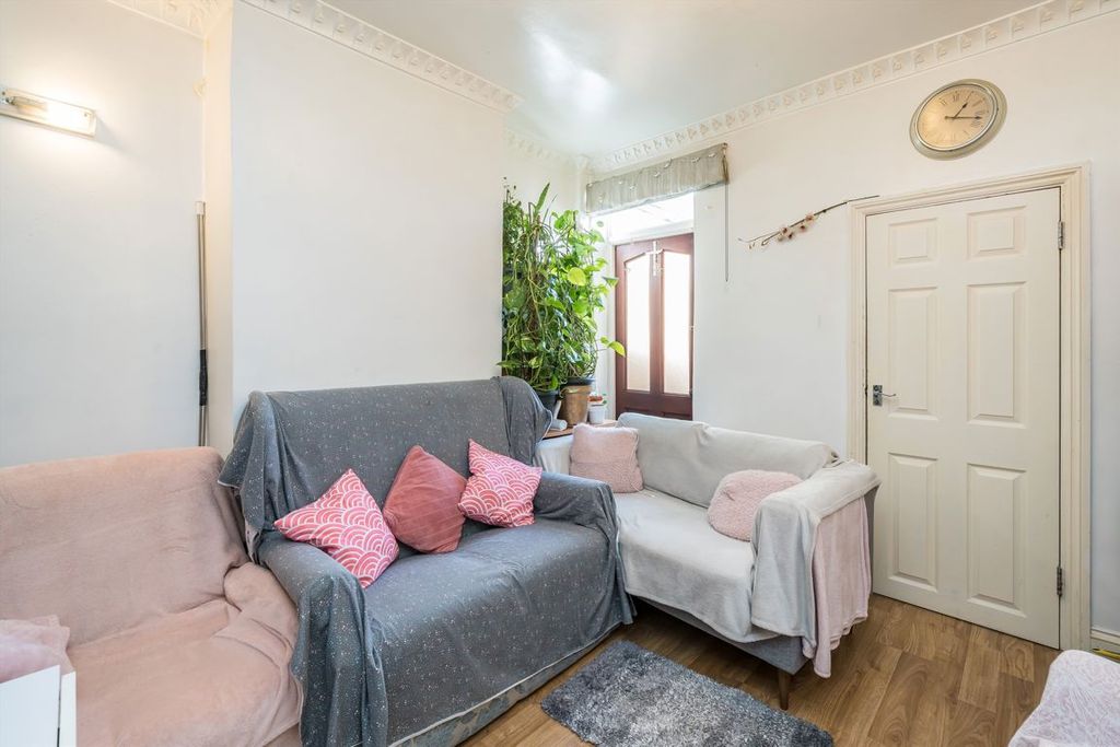 Property photo 2 of 2