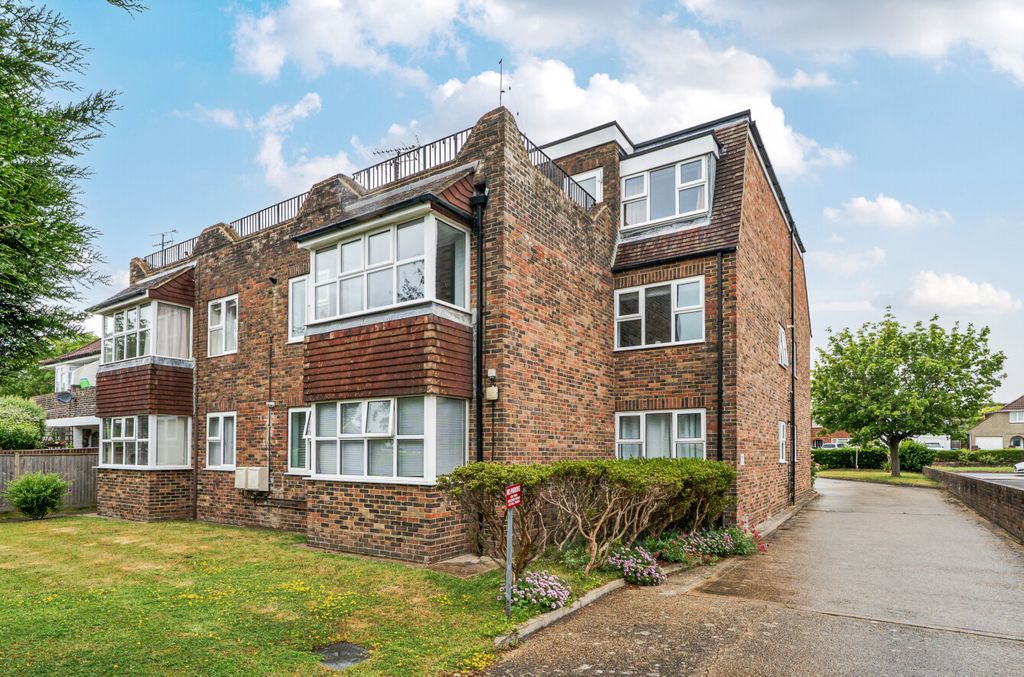 Property photo 1 of 12 1472569-1-6A270A8...
