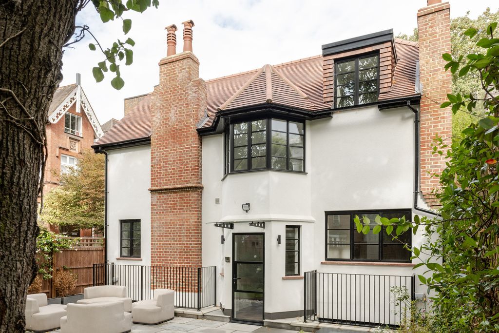 Property photo 2 of 40 308031 - 20250902-Tmh_Netherhall-Gdns-5_Hi_Res.Jpg