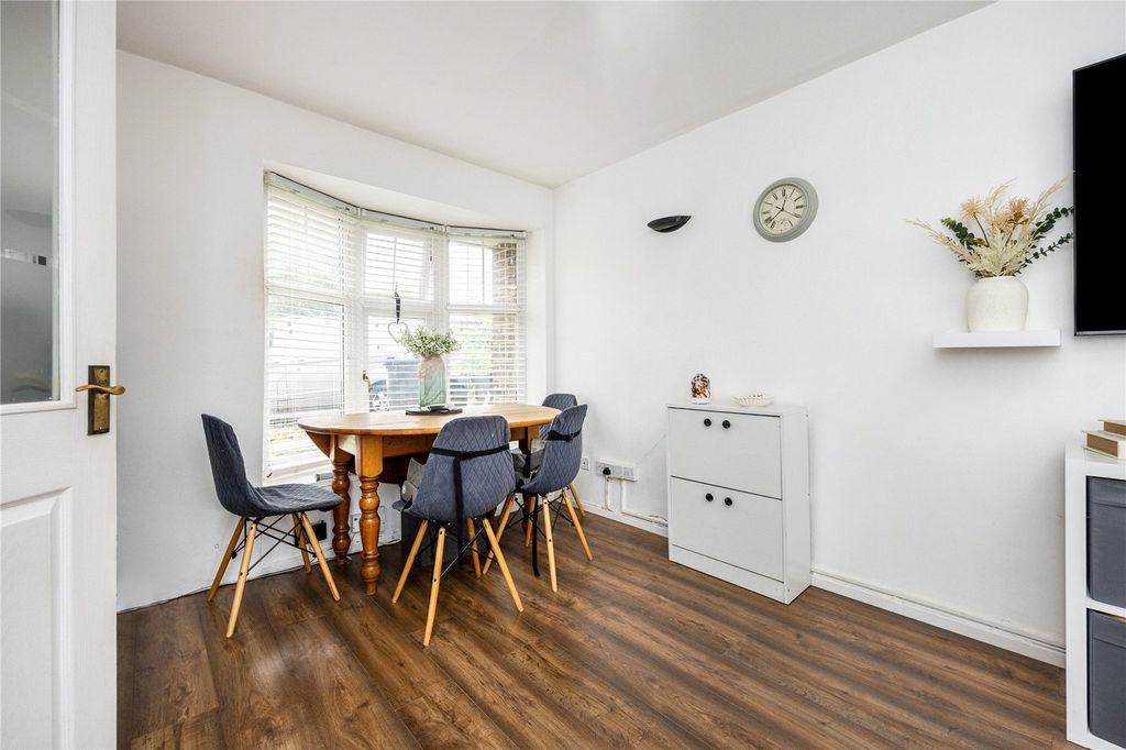 Property photo 3 of 13 Picture No. 28