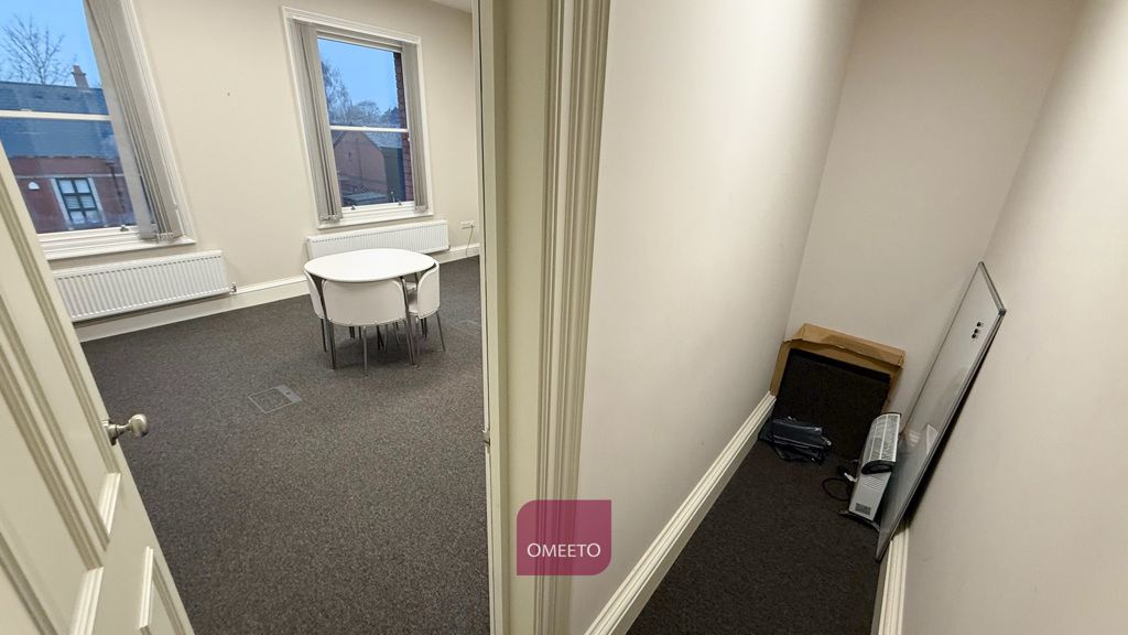 Property photo 3 of 7 Office To Rent