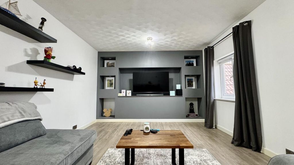 Property photo 3 of 12 Living Room