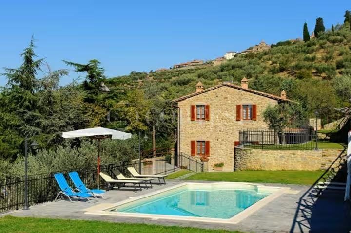 Property photo 1 of 33 Splendid Tuscan Farmhouse With Pool And Olive Grove Near Cortona – Panoramic View
