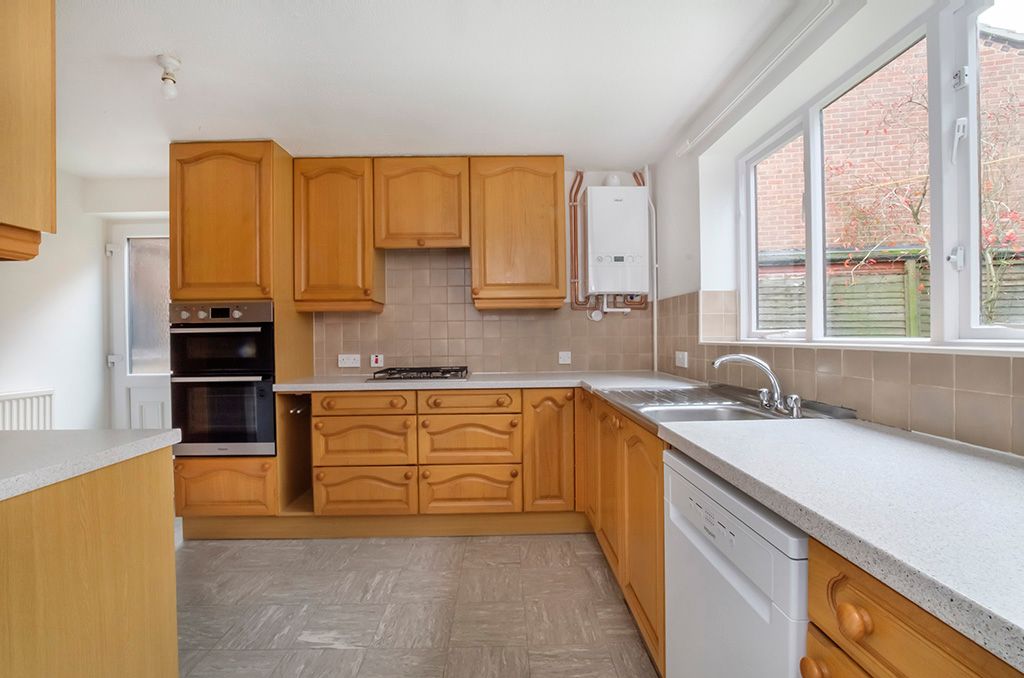 Property photo 2 of 15