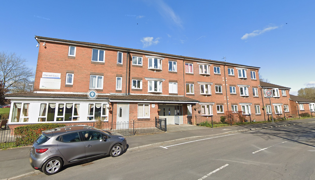 Property photo 1 of 2