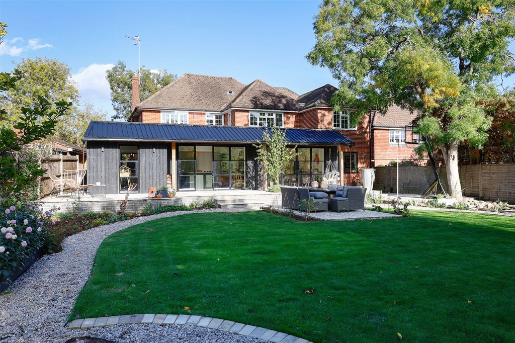 Property photo 1 of 25 Picture No. 22