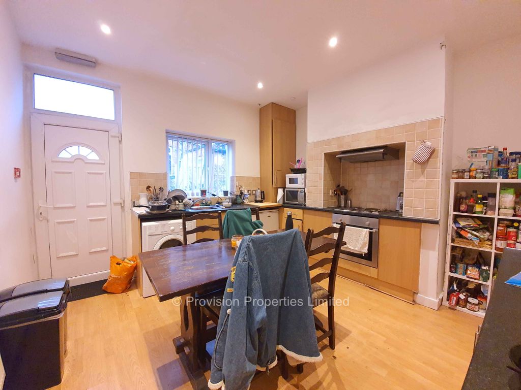 Property photo 1 of 6 Photo