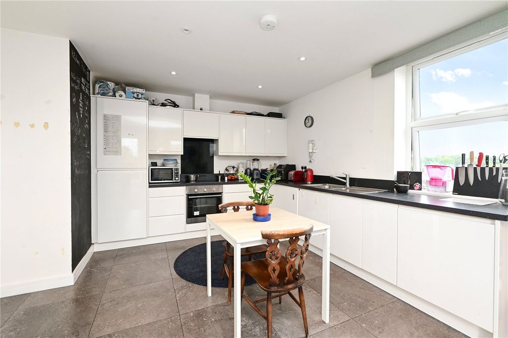 Property photo 3 of 9 Picture No. 07
