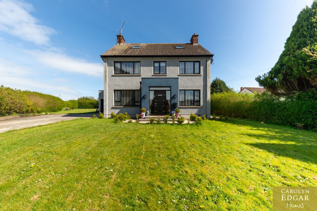 Property photo 2 of 53 021
