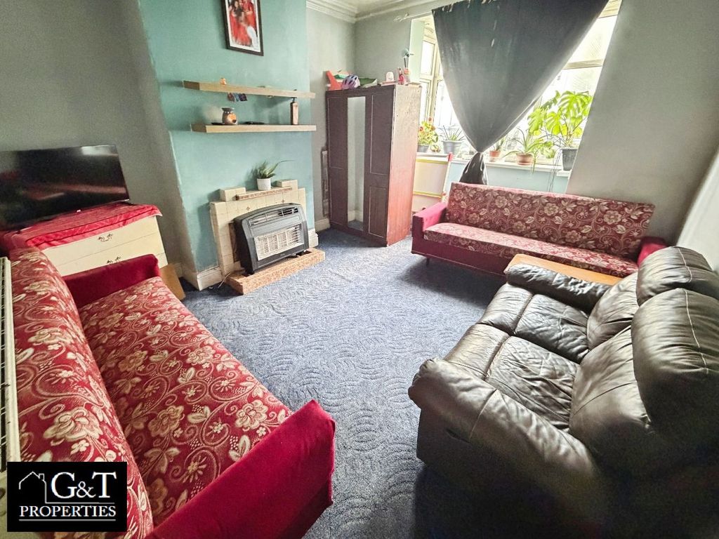 Property photo 2 of 13