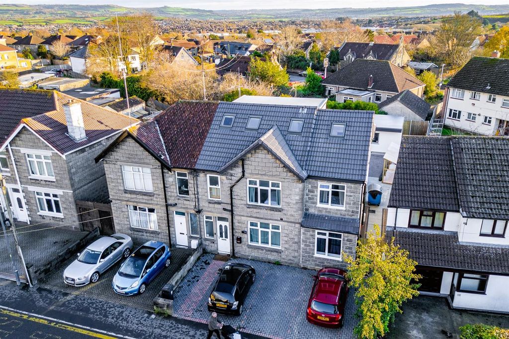 Property photo 2 of 41 116 Mount Hill Road, Hanham, Bristol Bs15 8Qr | Fr