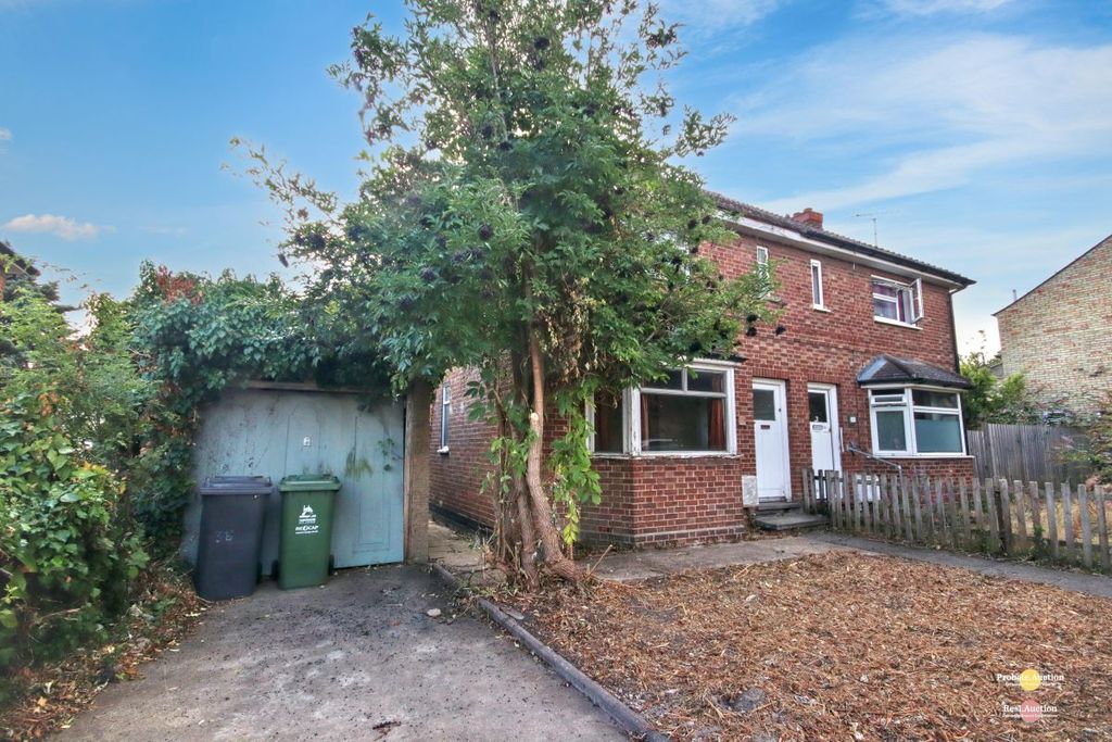 Property photo 2 of 19