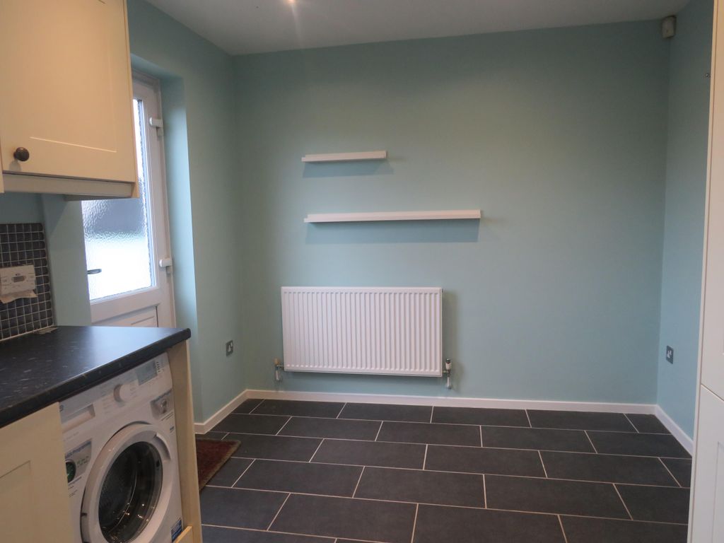 Property photo 3 of 14 Dining Room