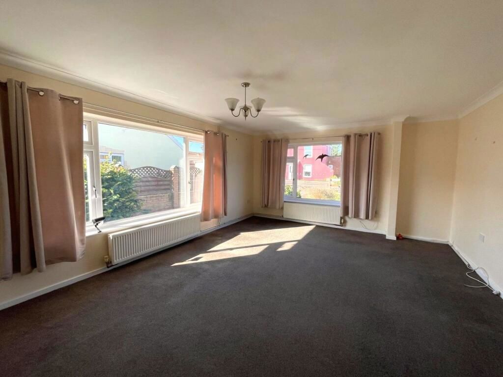 Property photo 3 of 24