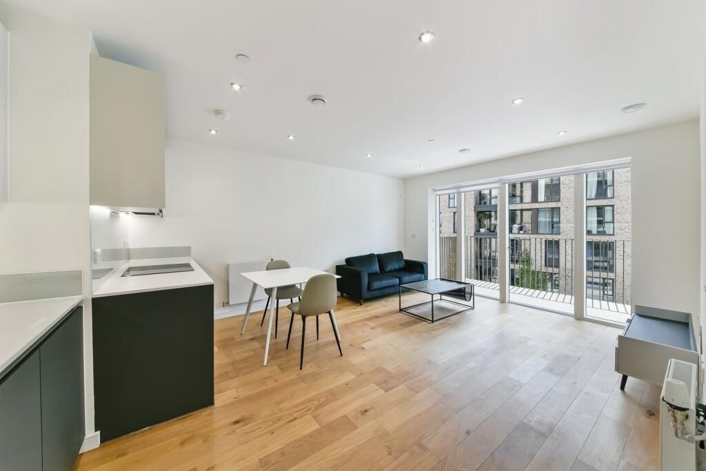 Property photo 1 of 8