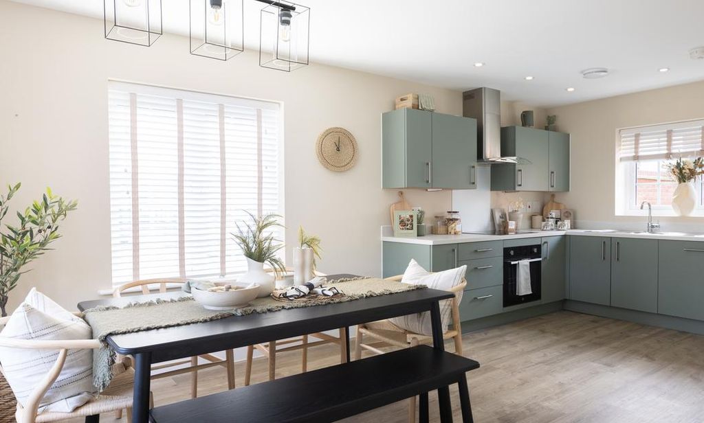 Property photo 3 of 8 Dandara - Zoopla -