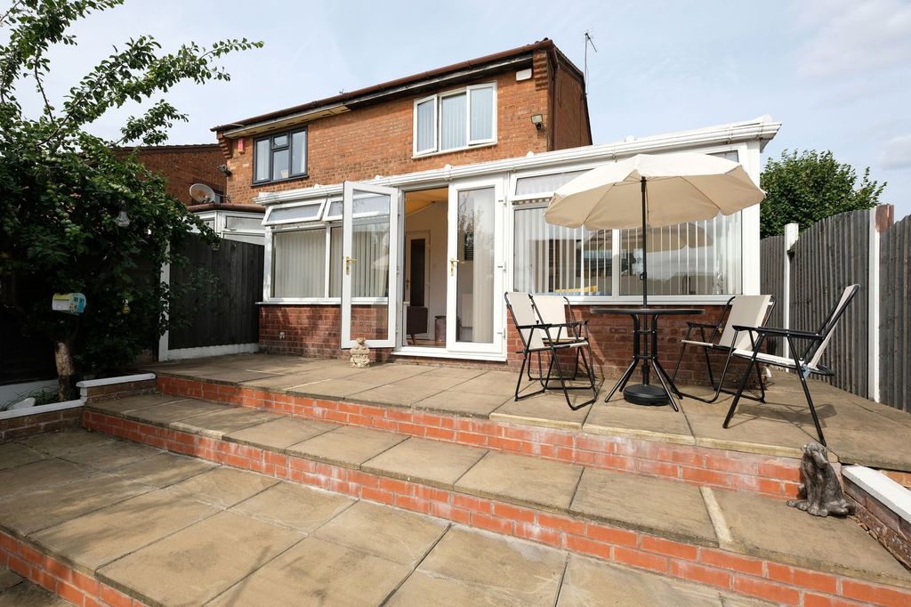 Property photo 2 of 18