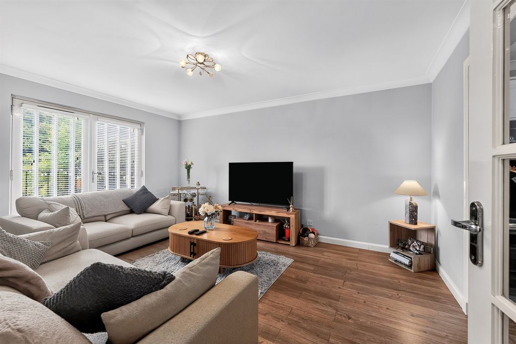 2 bed flat for saleCastle Keep Gardens, Stanecastle, Irvine KA11 photo 2