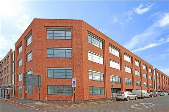 Apartment in Birmingham, Jewellery Quarter - View 3