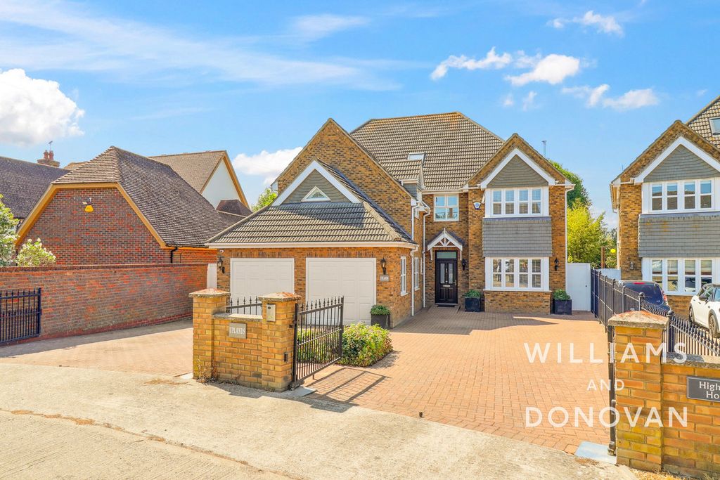 Property photo 1 of 50