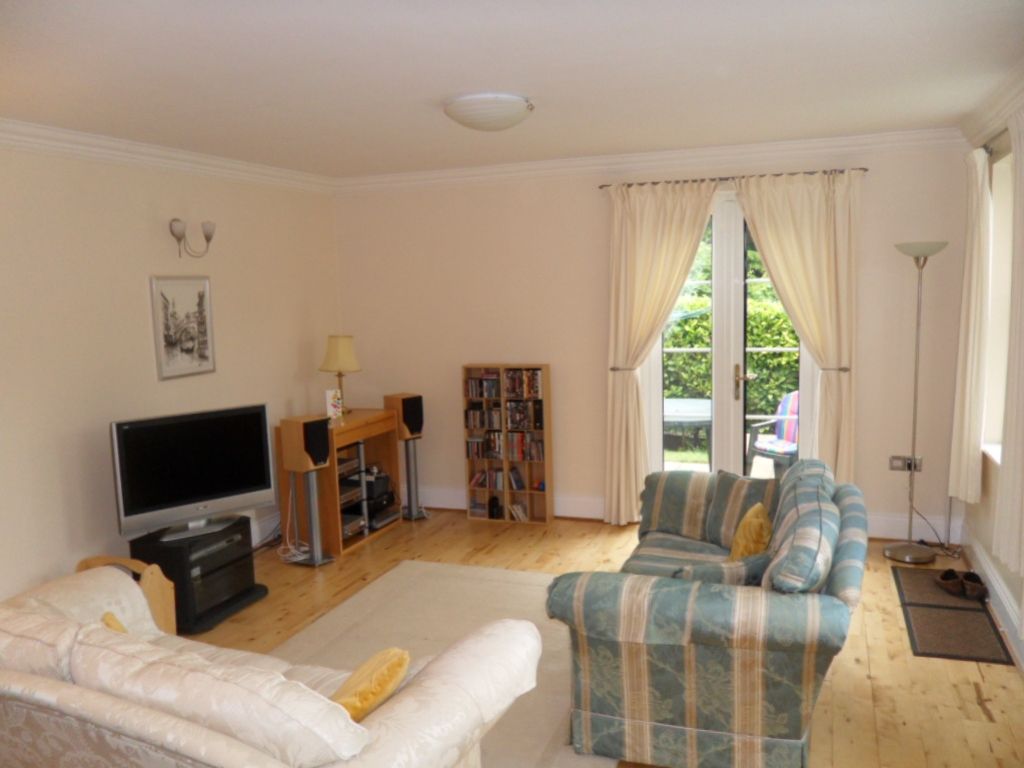 Property photo 3 of 10 Sam_5345