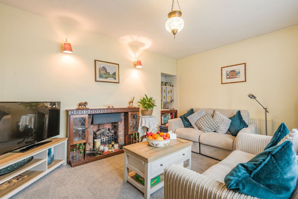 Property photo 3 of 24