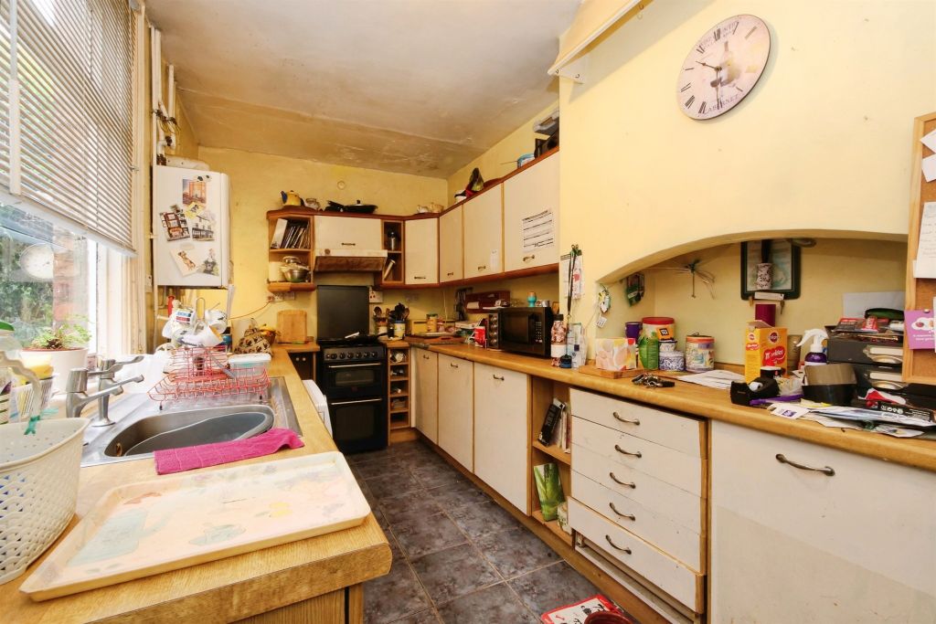 Property photo 3 of 15