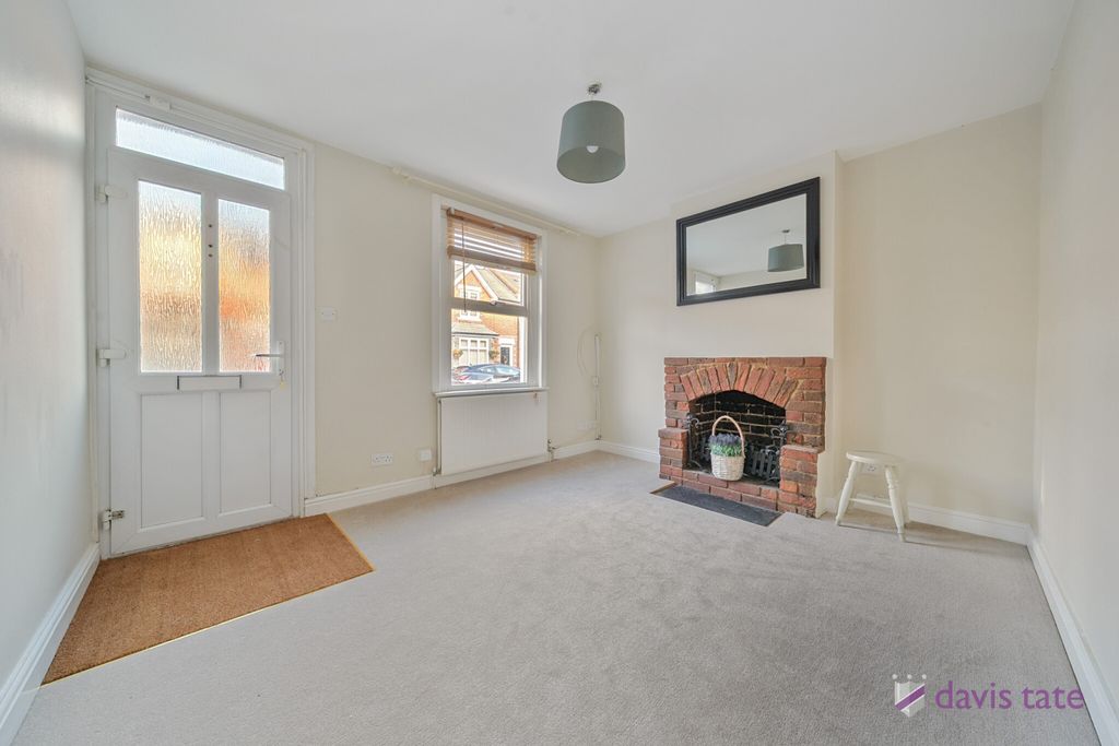 Property photo 2 of 12 Picture No. 32