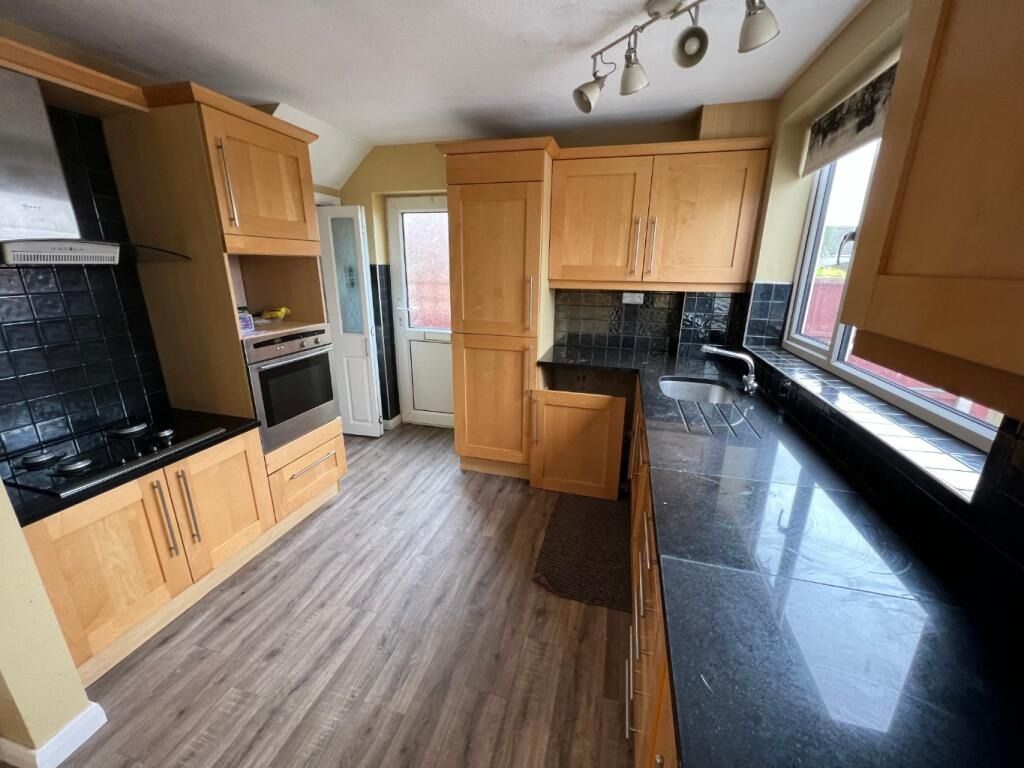 Property photo 2 of 13 5365962