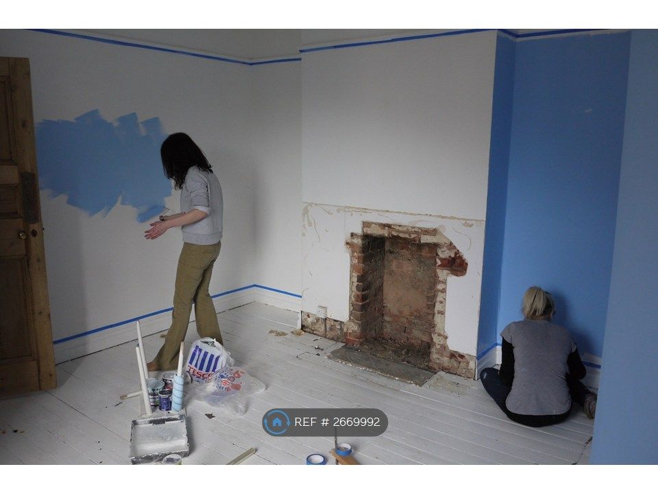 Property photo 2 of 11 Its All Blue Now And Fireplace Is Covered