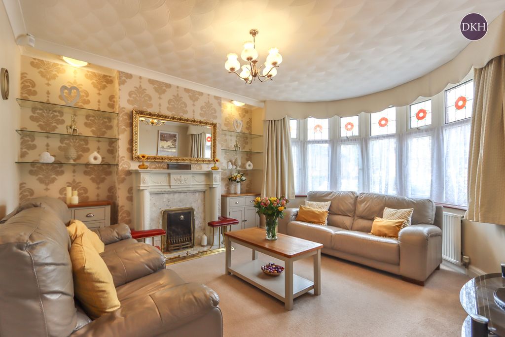 Property photo 2 of 18 Picture No. 46