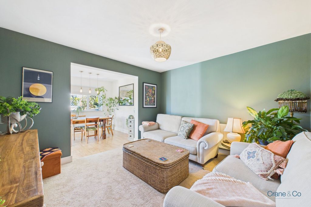 Property photo 3 of 43