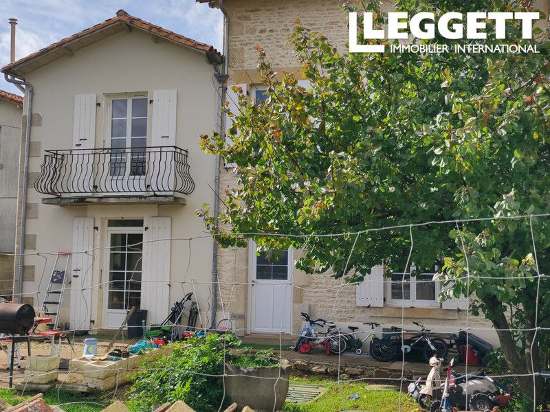 Property photo 2 of 10