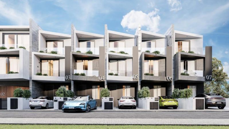 Property photo 1 of 10 Terraced Houses -