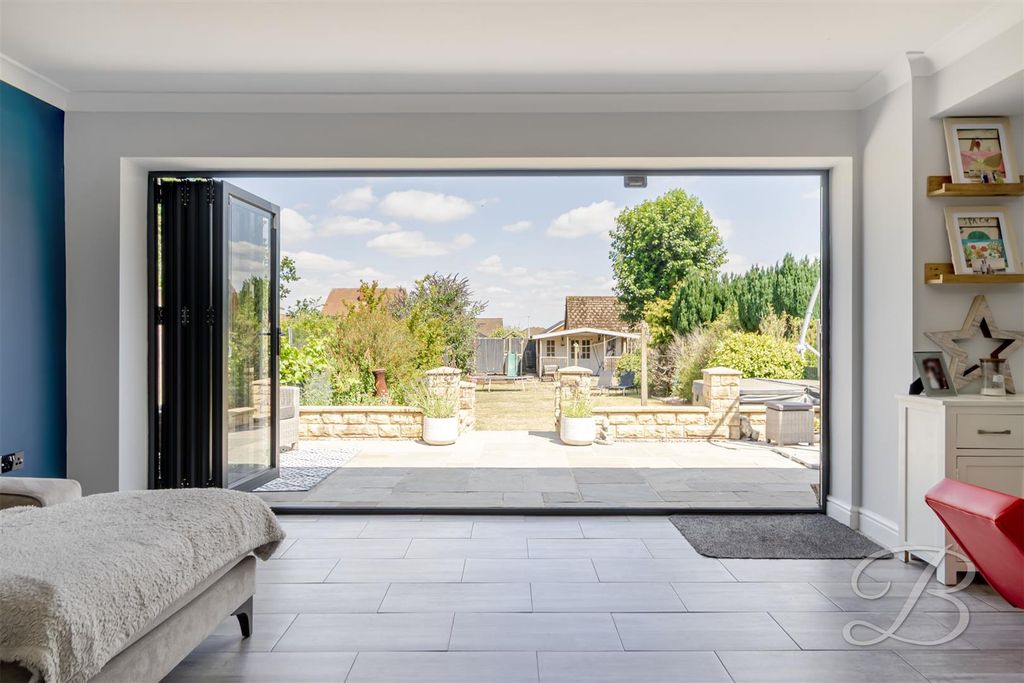 Property photo 2 of 48 Ccltd-15.Jpg