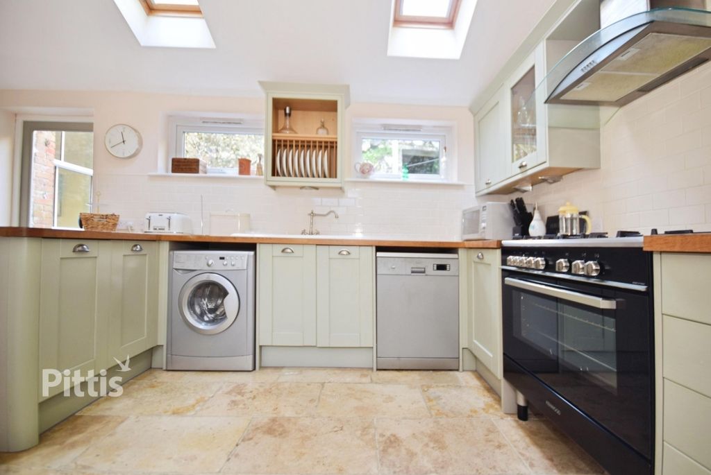 Additional image 7 of 4 bed terraced house to rentSouthgrove Road, Ventnor PO38