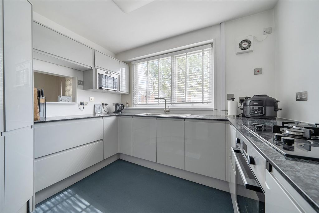 Property photo 2 of 17 Kitchen