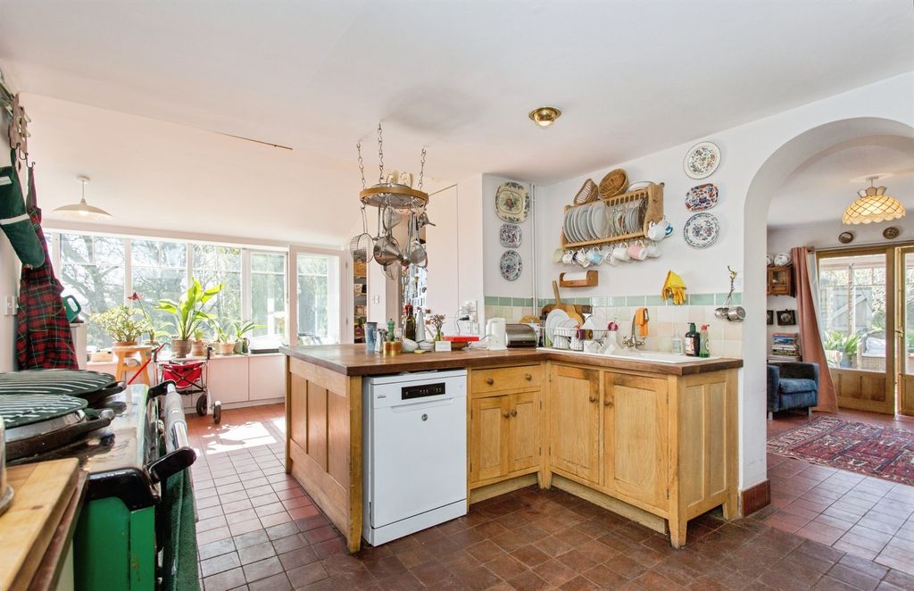 Property photo 3 of 17