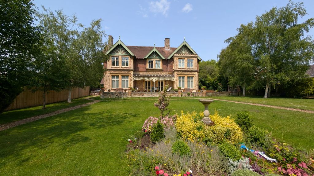 Property photo 1 of 56