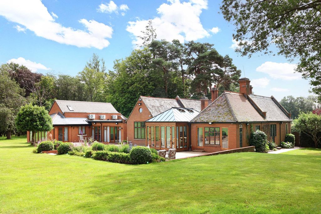 Property photo 1 of 21 Image