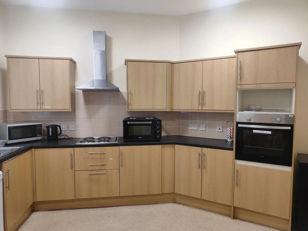 Property photo 3 of 7 Kitchen.Jpg