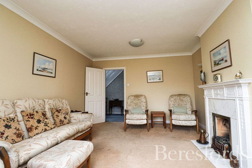 Property photo 3 of 18 Picture 3