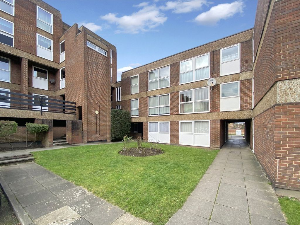 Property photo 3 of 16 Picture No. 39